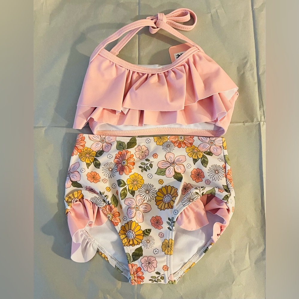 NEW! Pink Ruffle Two-Piece Floral Girls Swimsuit - Picture 2 of 4